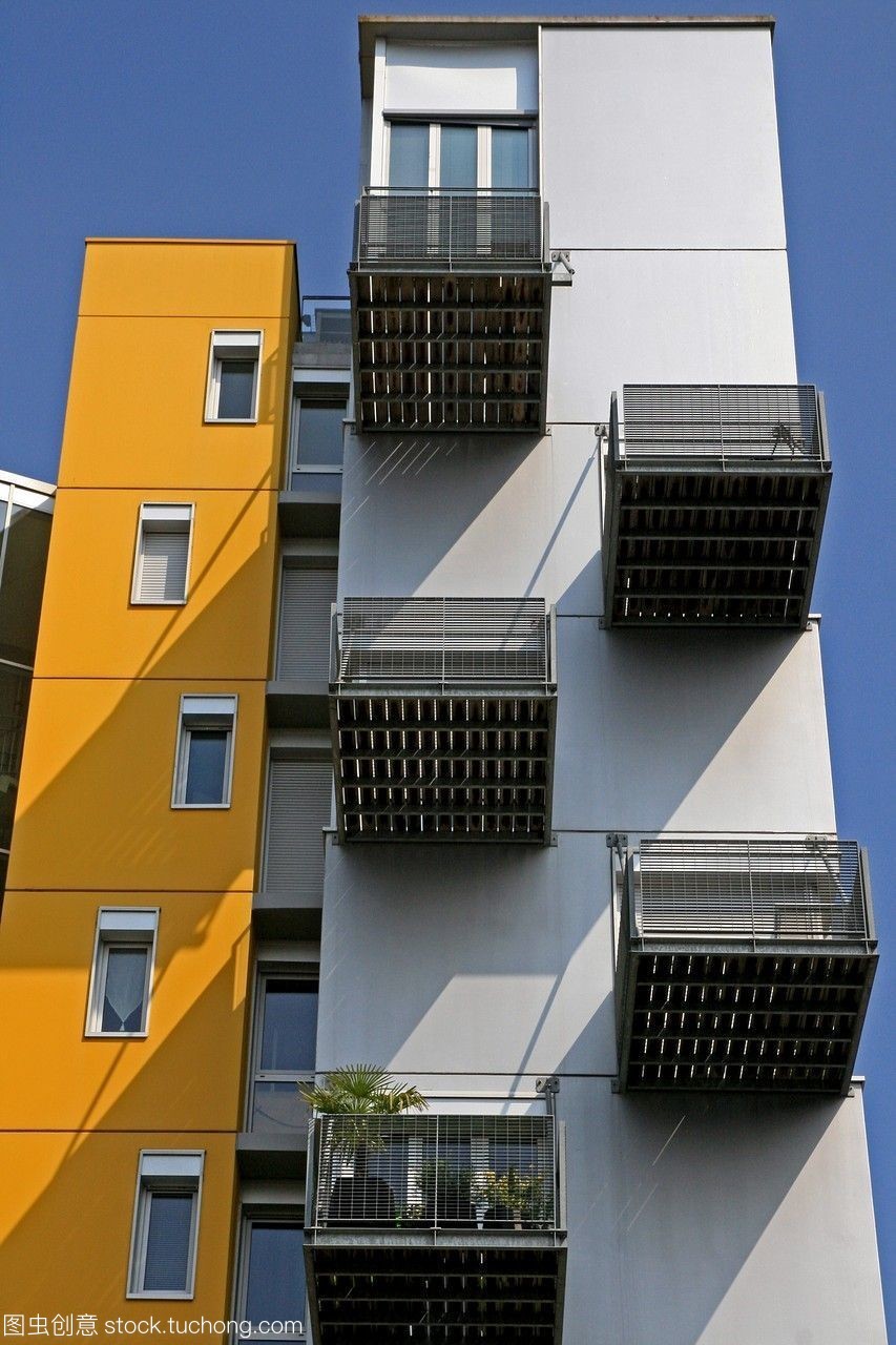 南特住宅建筑 历史、特色与现代创新